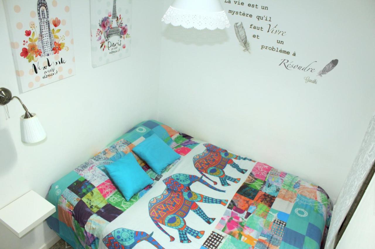 Cosmo Grey Apartman Hospitalet de Llobregat Kültér fotó
