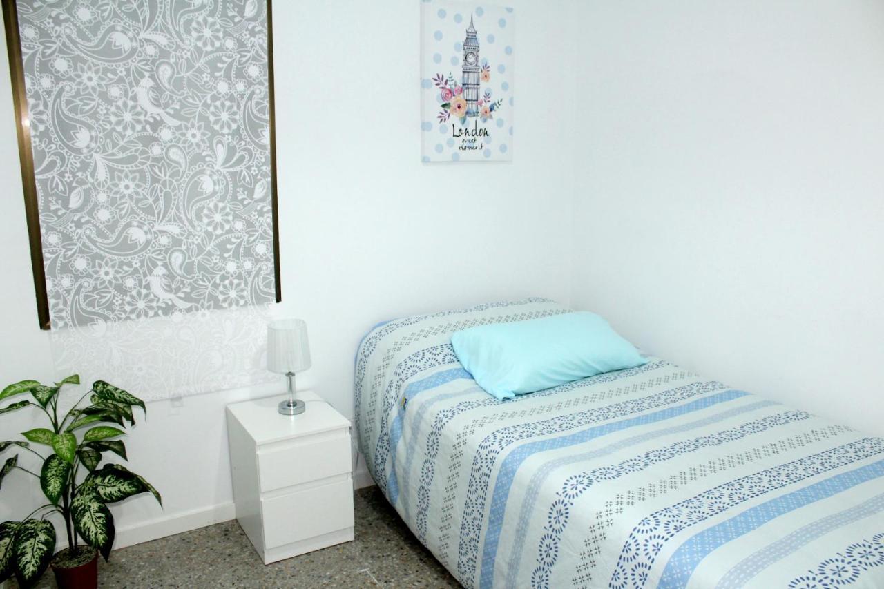 Cosmo Grey Apartman Hospitalet de Llobregat Kültér fotó
