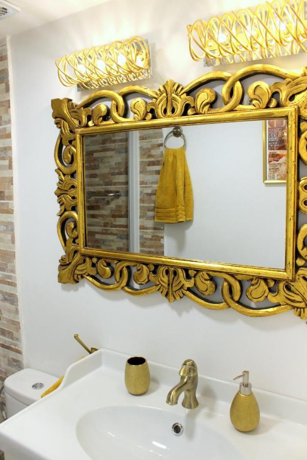 Cosmo Grey Apartman Hospitalet de Llobregat Kültér fotó